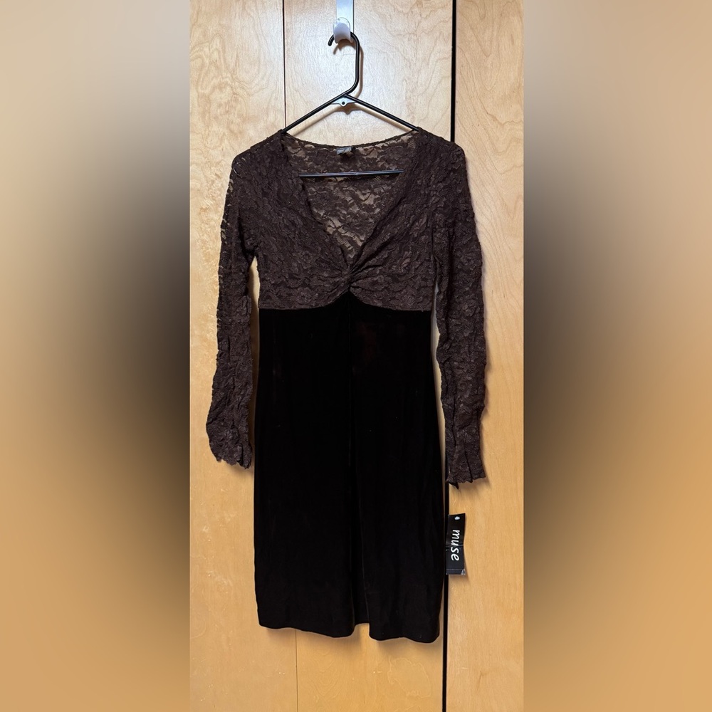 Velvet and lace dress by Muse